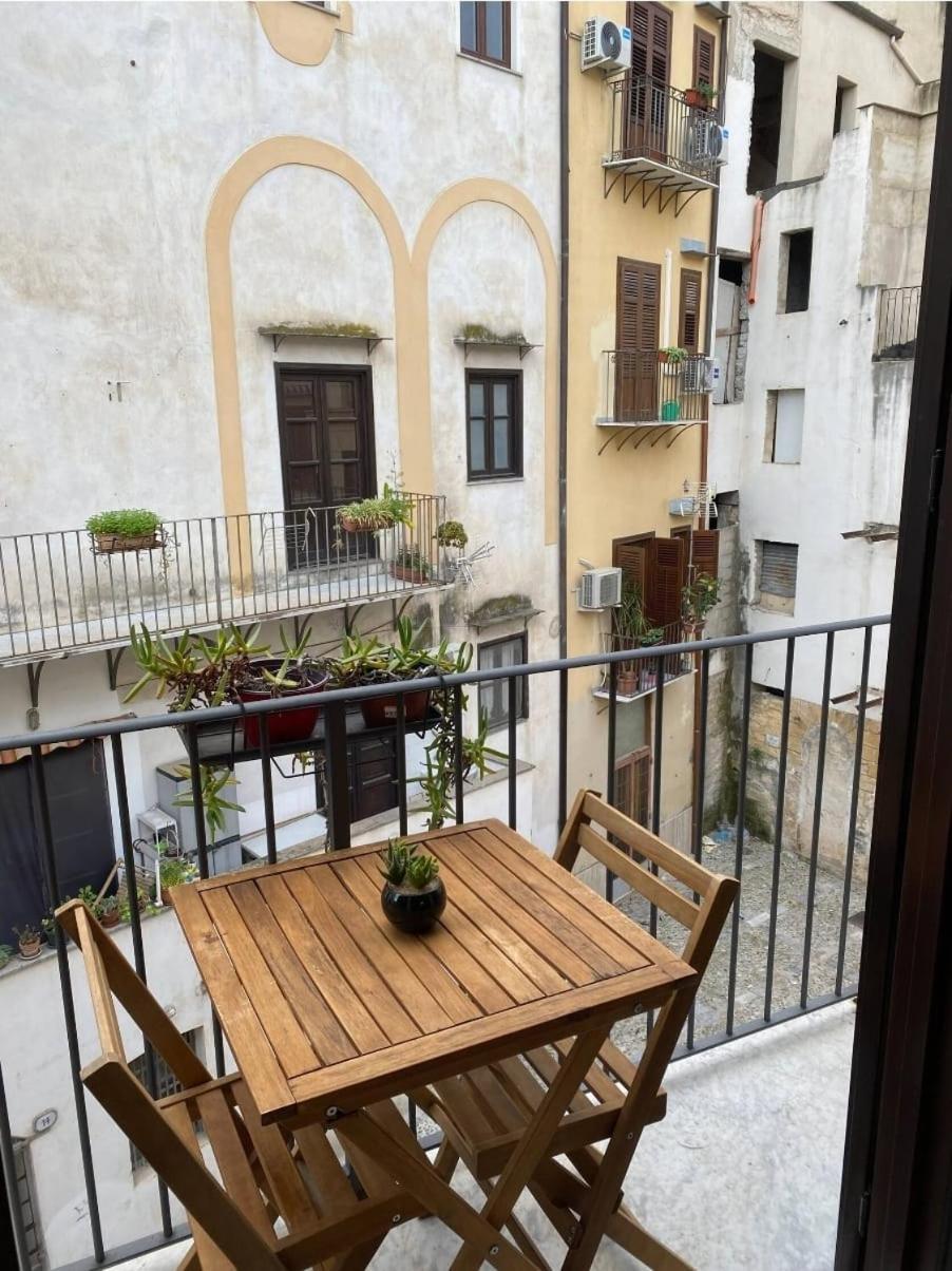 La Barbera'S Apatments Old Town Pa Leilighet Palermo Eksteriør bilde